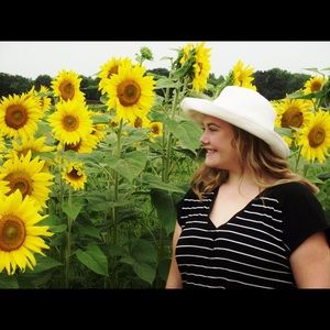 Meet your Posher, Annika